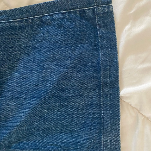 7 For All Mankind Charlize flare jeans in light wash Size 29 but fit like a 28. - Picture 11 of 12
